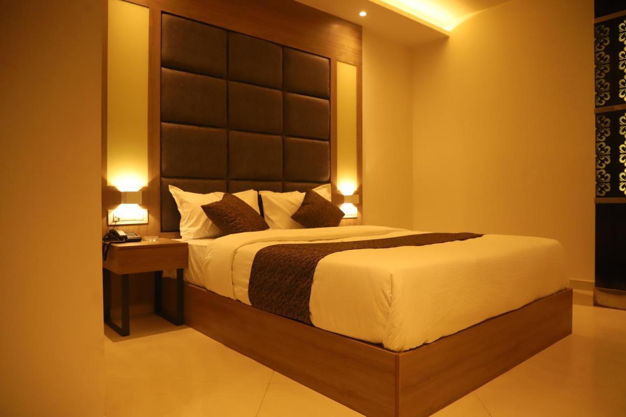 Hotel Sai Pritam Mumbai Exterior foto